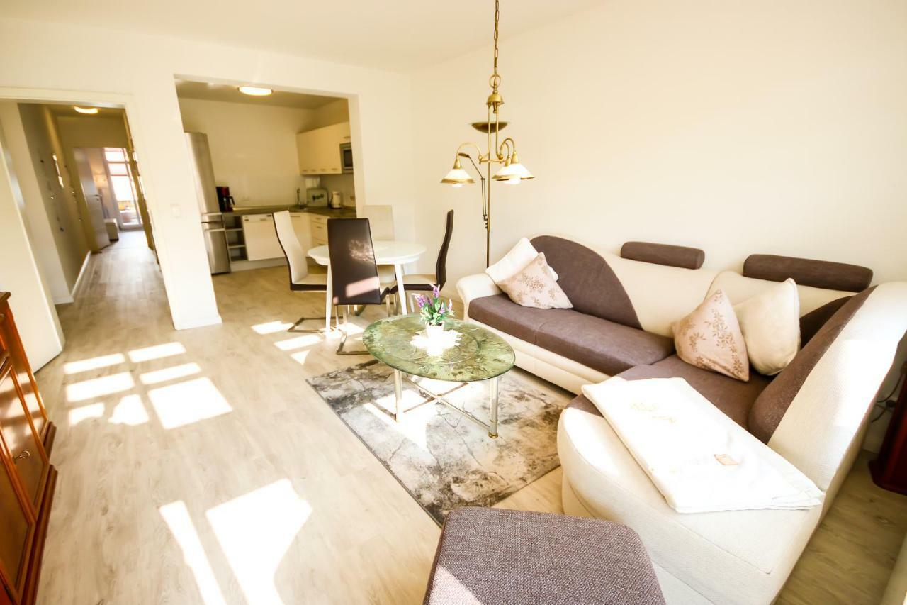 Ferienwohnung Min Herzing ロストック エクステリア 写真